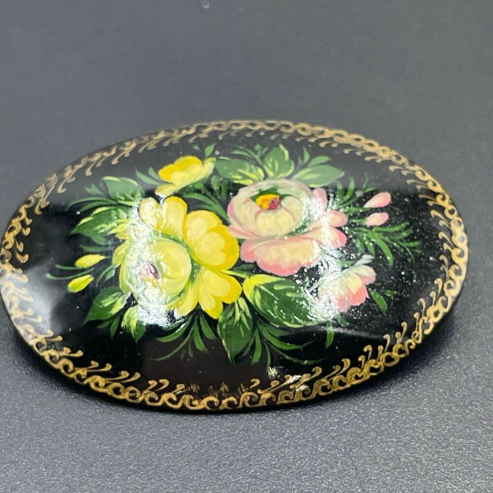 Vintage Russian Signed Lacquer Oval
Brooch Pin Floral Multicolor Hand Painted